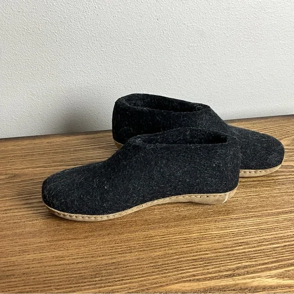 Glerups Charcoal Wool Slippers, New in Box - Picture 5 of 12